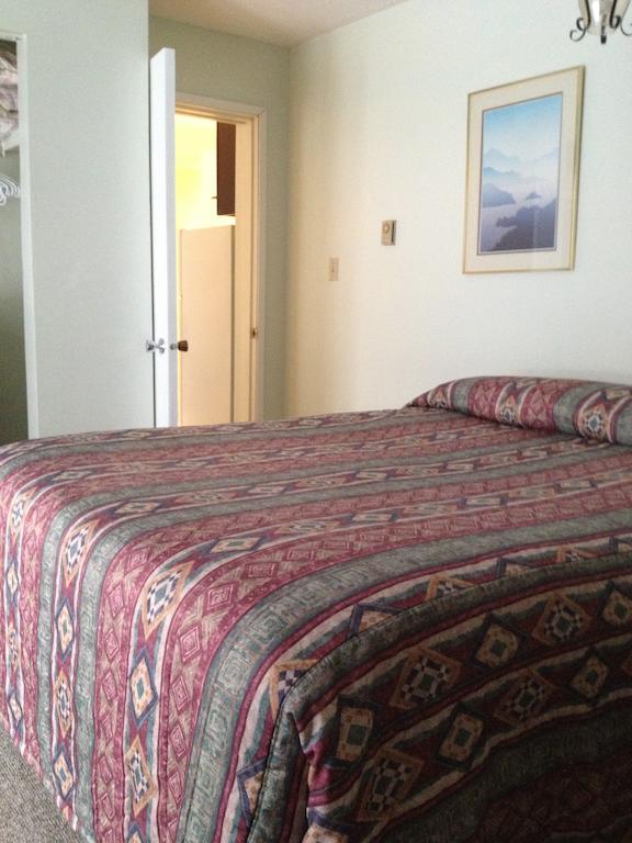 La Villa Motel Okanagan Falls Zewnętrze zdjęcie
