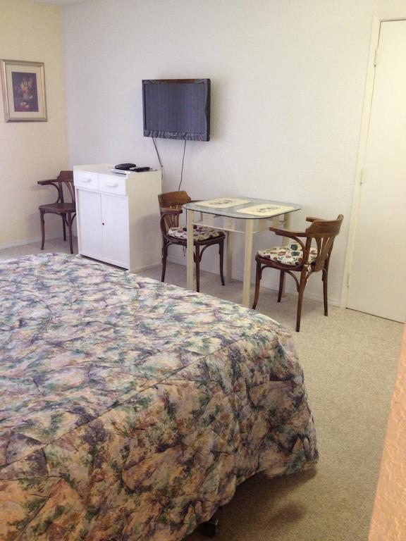 La Villa Motel Okanagan Falls Zewnętrze zdjęcie
